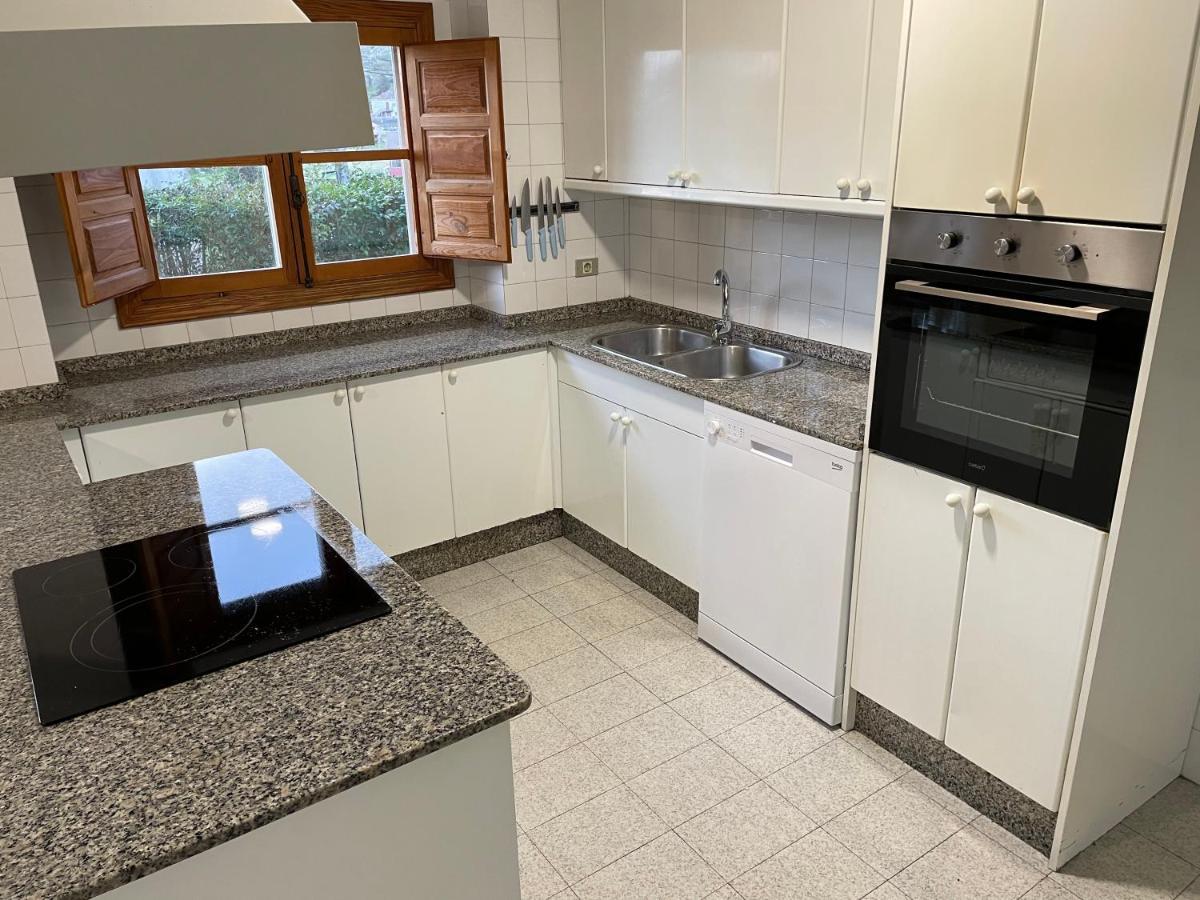 Villa En Playa Limens 칸가스데모라조 외부 사진